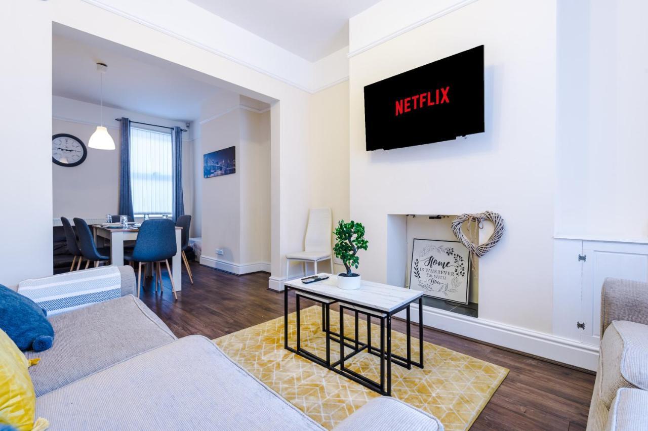 Willa Finchley House Lovely House In Anfield, 2 Minutes Walk From The Stadium, Parking And Wifi Liverpool Zewnętrze zdjęcie